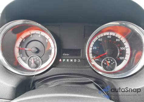 2011 Dodge Grand Caravan Mainstreet z USA, uszkodzony, nr VIN 2D4RN3DG1BR674591